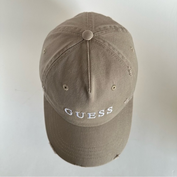 Guess Women’s Baseball Hat StrapBack Beige - Picture 3 of 12